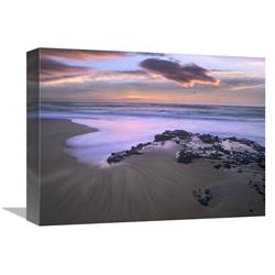 Global Gallery Sandy Beach, Oahu, Hawaii-Canvas Art-16"x12"