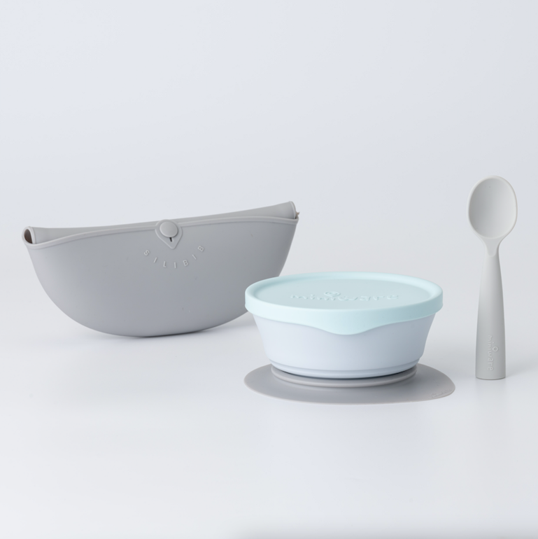 MWUTSFB3NAE First Bites Travel Feeding Set Bamboo, Gray Plus Aqua