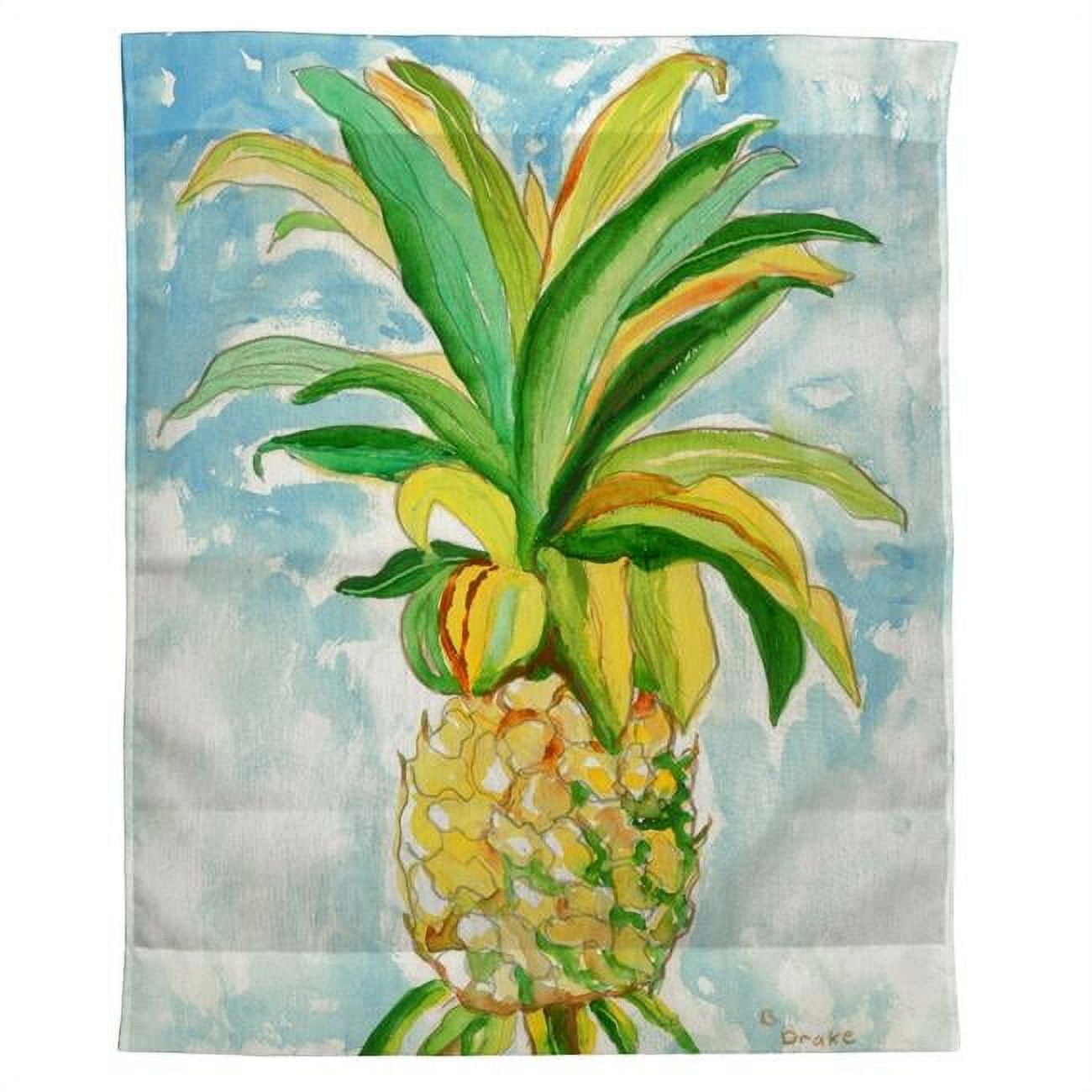 24 x 30 in. Pineapple Outdoor Wall Hanging