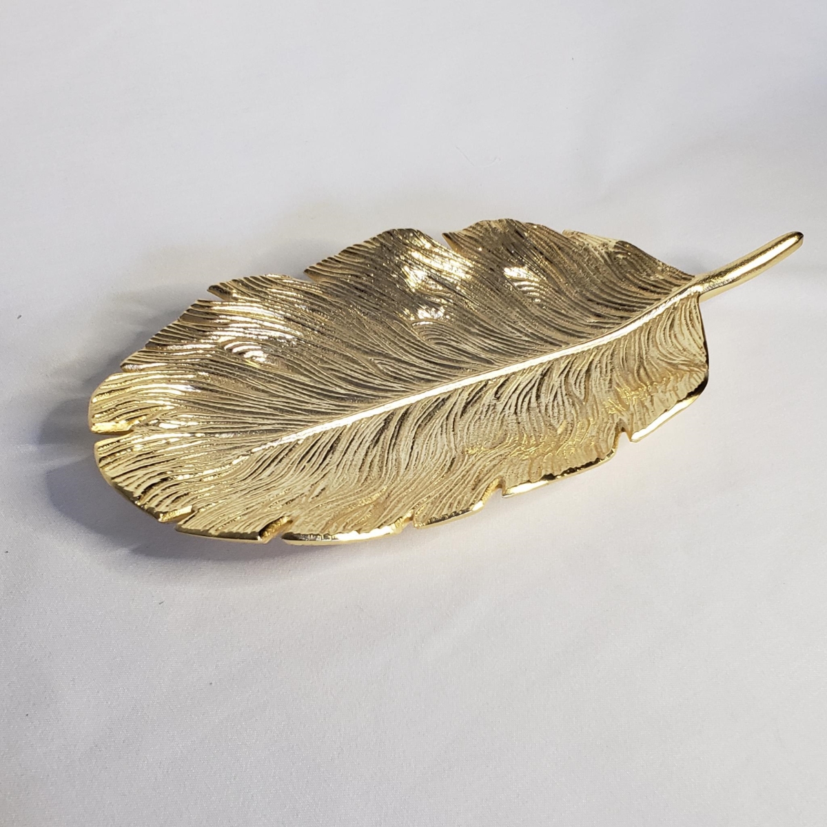 Picture of Jiallo 71912 Stainless Steel Gold Leaf dish 14.25 x 7&apos;