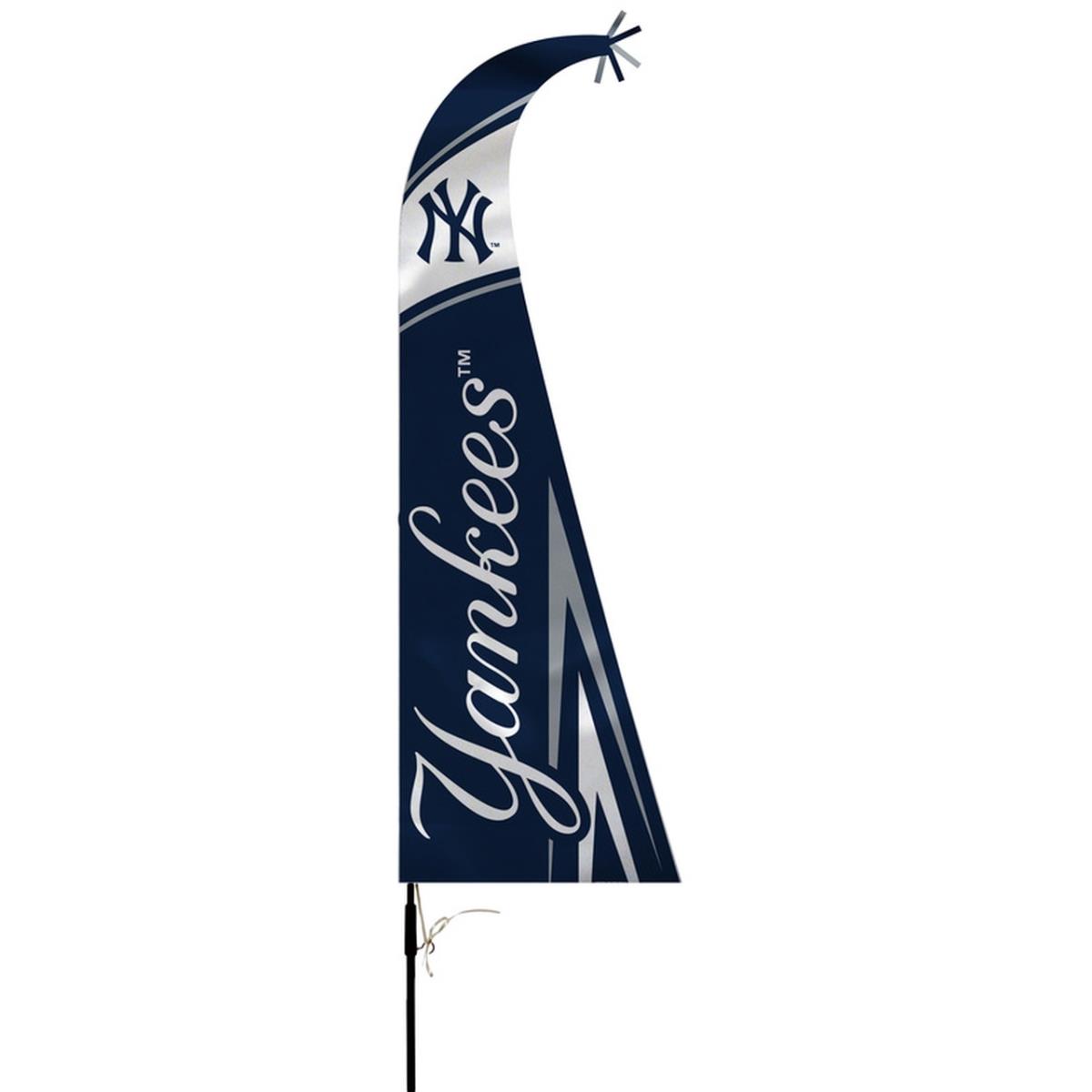 Picture of Fremont Die 2324562610 New York Yankees Flag - Premium Feather Style