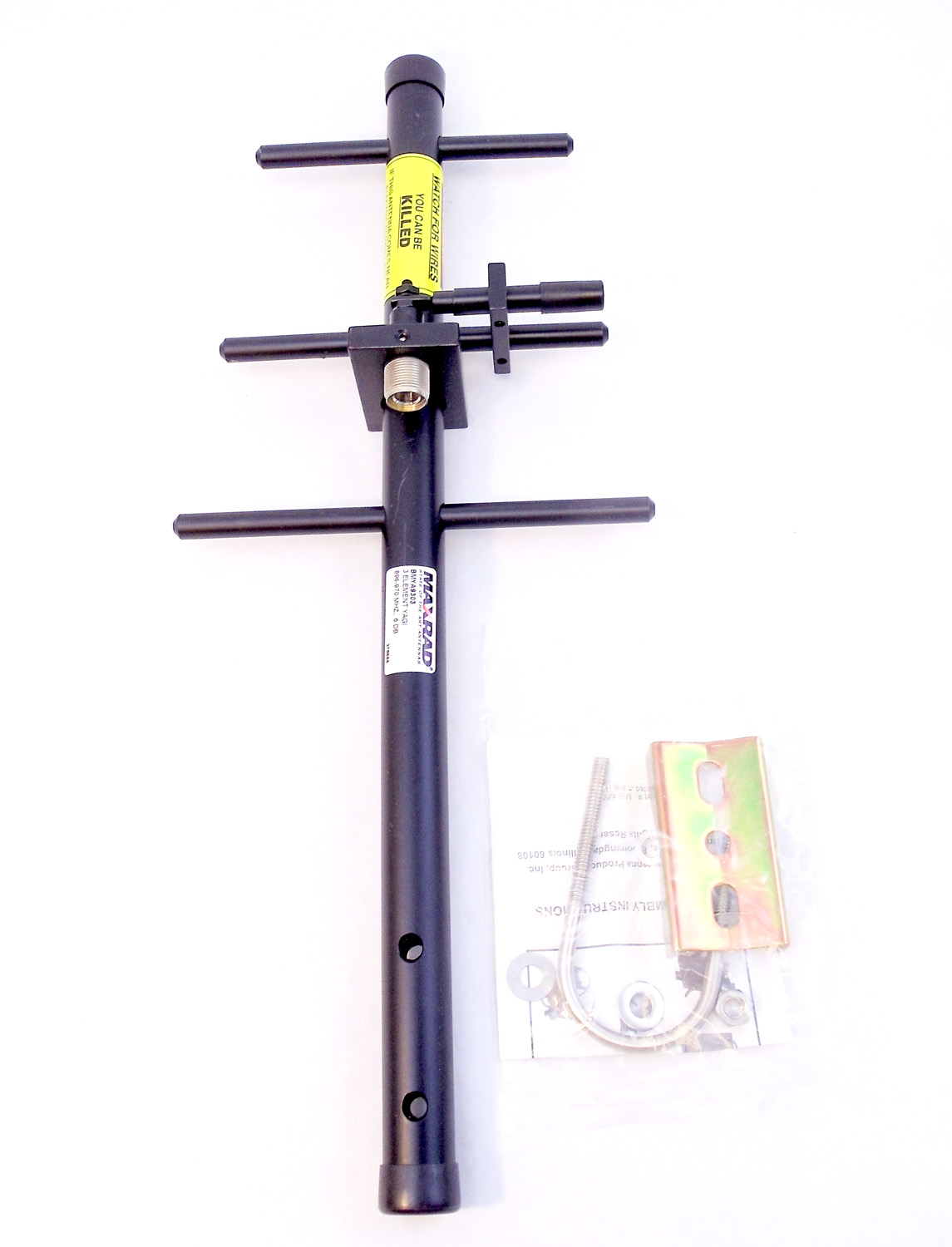 BMOY8903 3 Element 890-960MHz 6.4 dB Gain Directional Yagi with S0239 Fitting