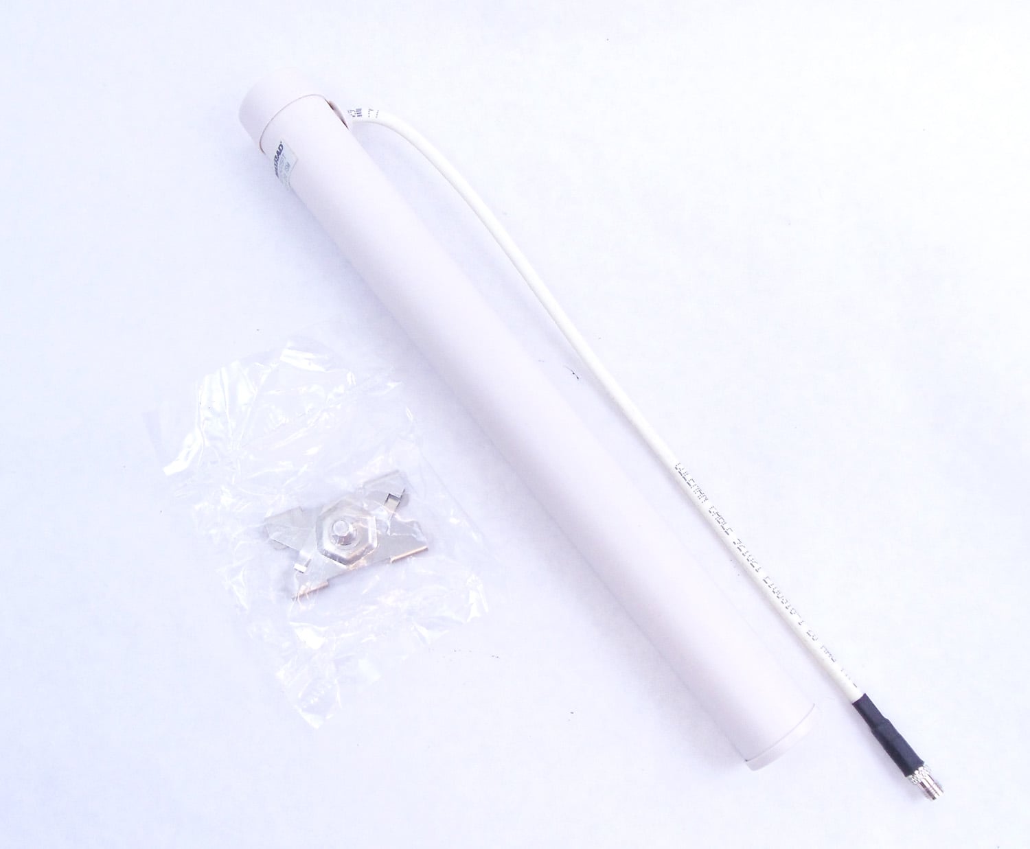 MCO24005PTRPMSM 2.4 GHz Ceiling Mount 5.5 dB Rpmsma