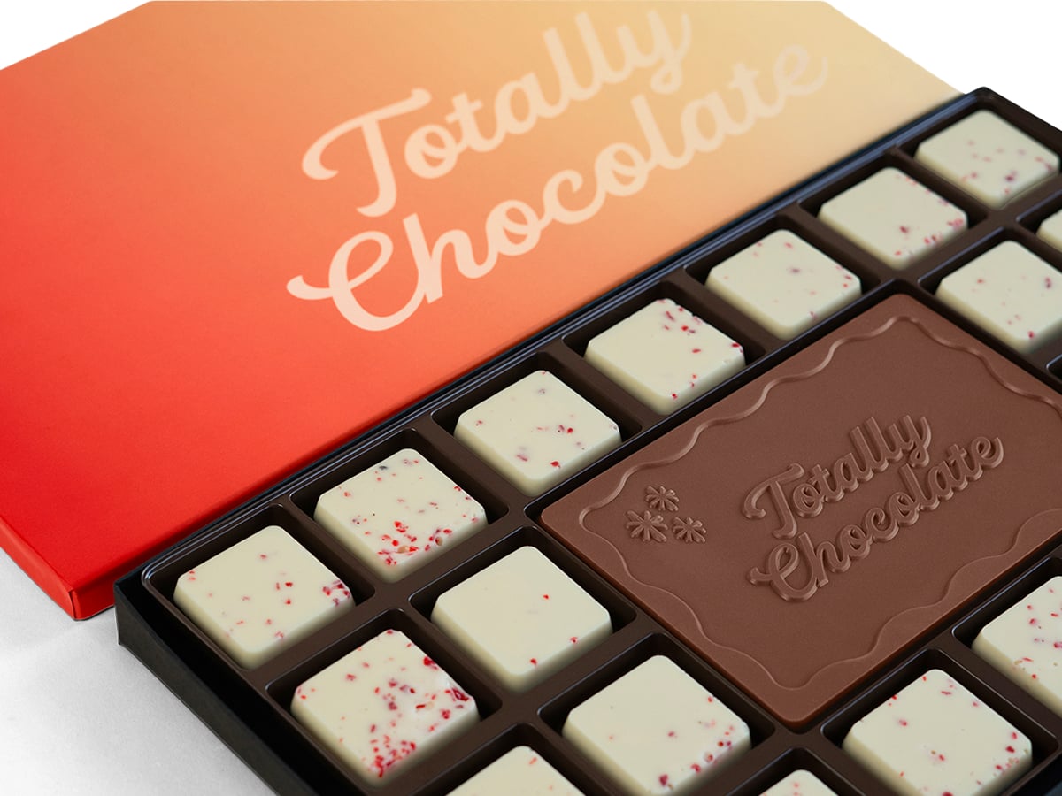 3023S Peppermint Bark Ensemble Gift Set with Classic Custom Packaging - 23 Piece