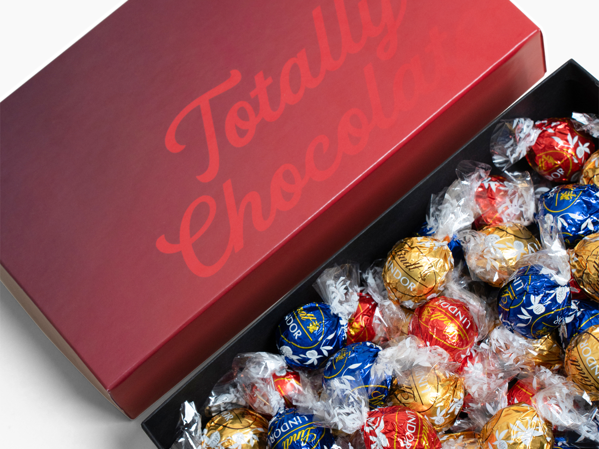 3136 Lindt Moments Lindor Truffle Gift Set with Luxury Custom Packaging - 36 Piece
