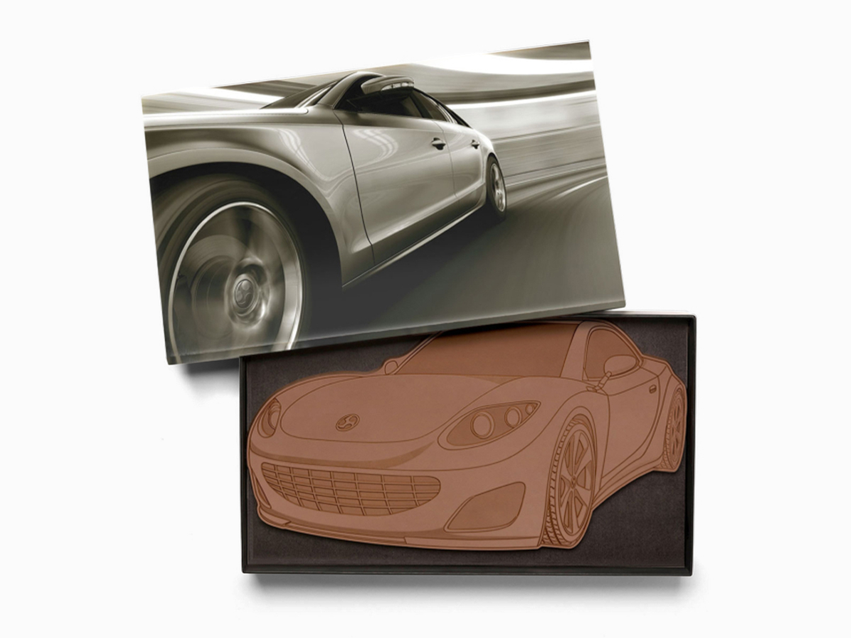 1007S 14 x 8 in. Custom Decorated Chocolate Shape with Classic