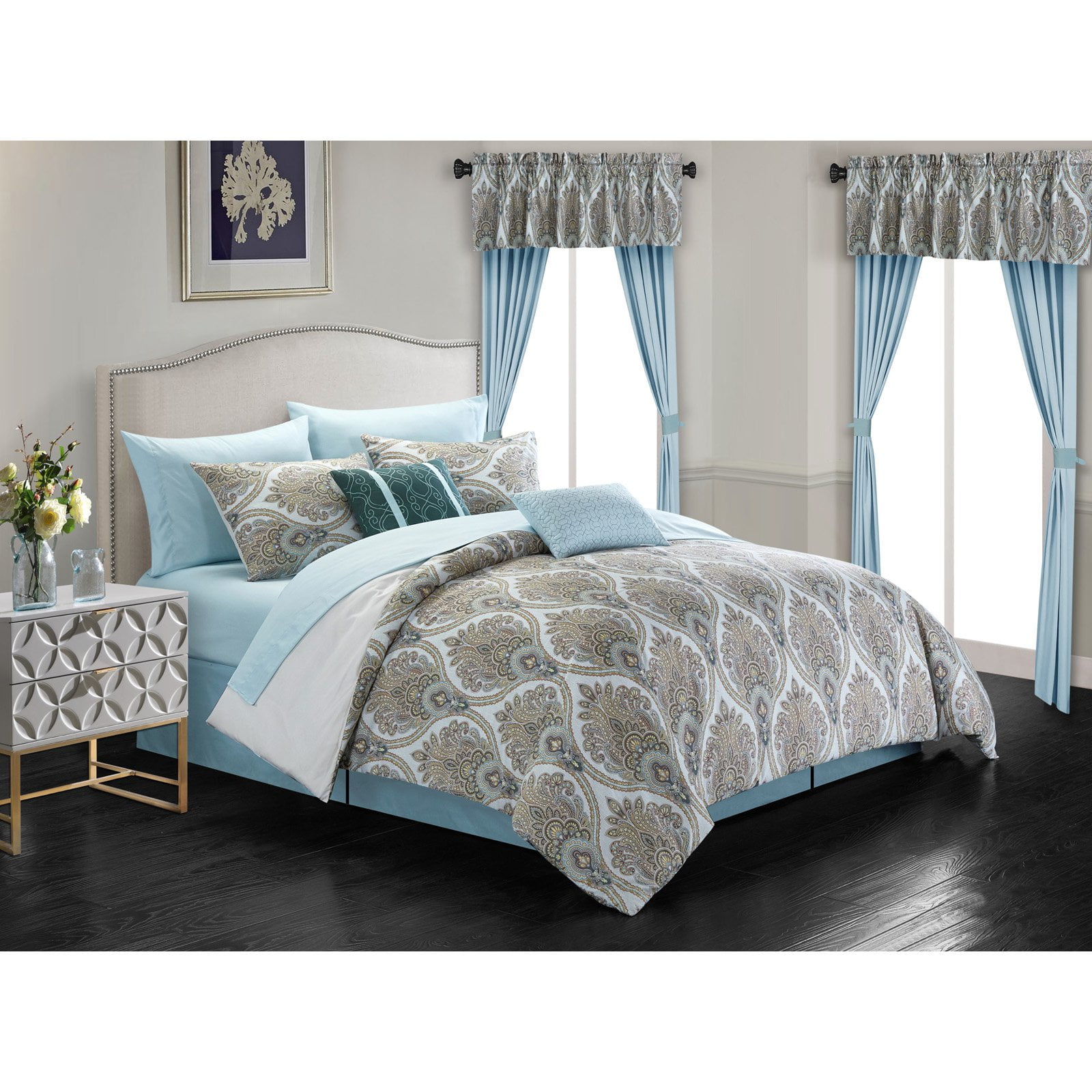 CHIC HOME