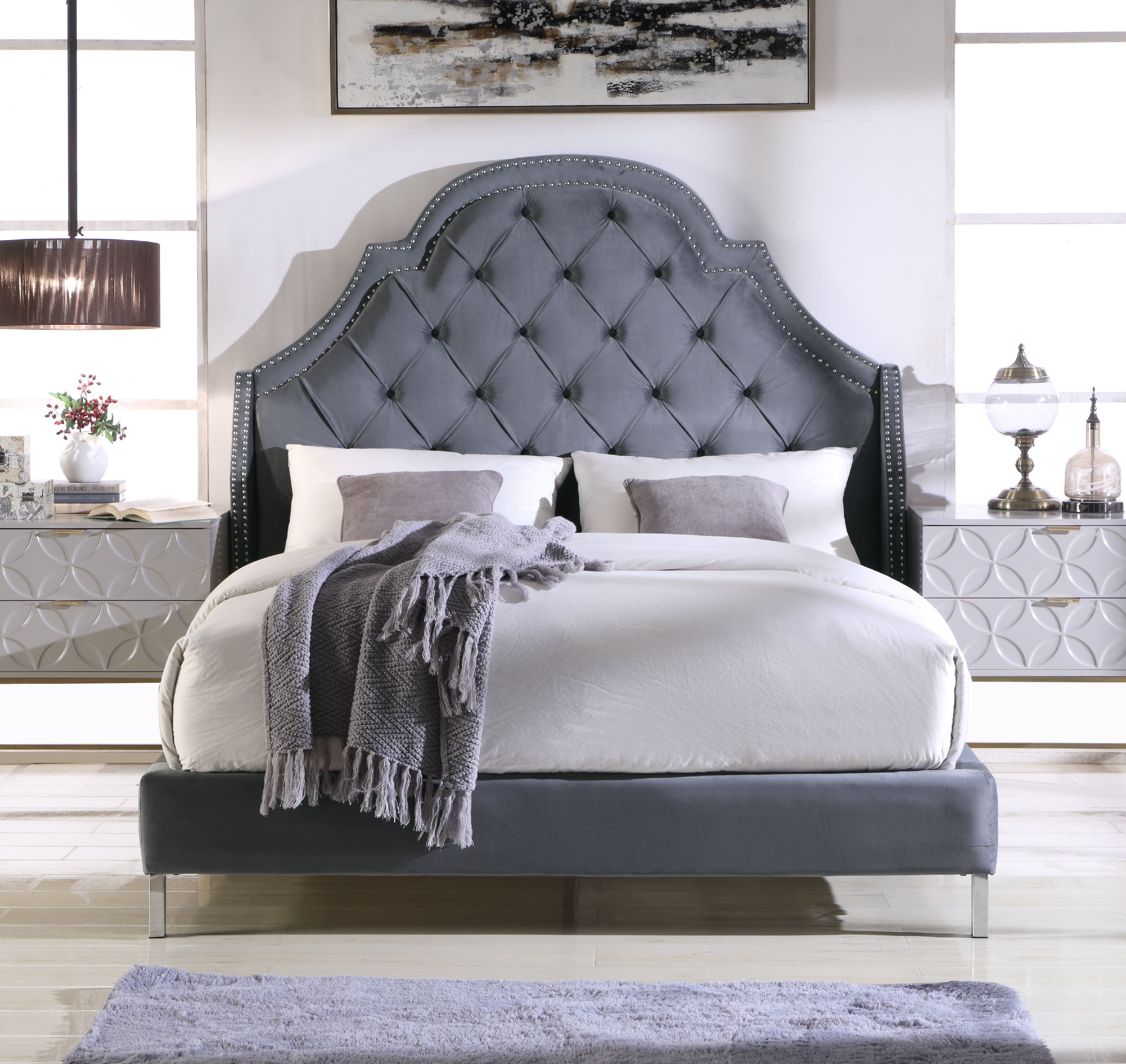 Picture of Chic Home FBD9158-US Queen Size Modern Transitional Constantine Bed Frame - Grey - 65.7 x 70.6 x 87.2 in.