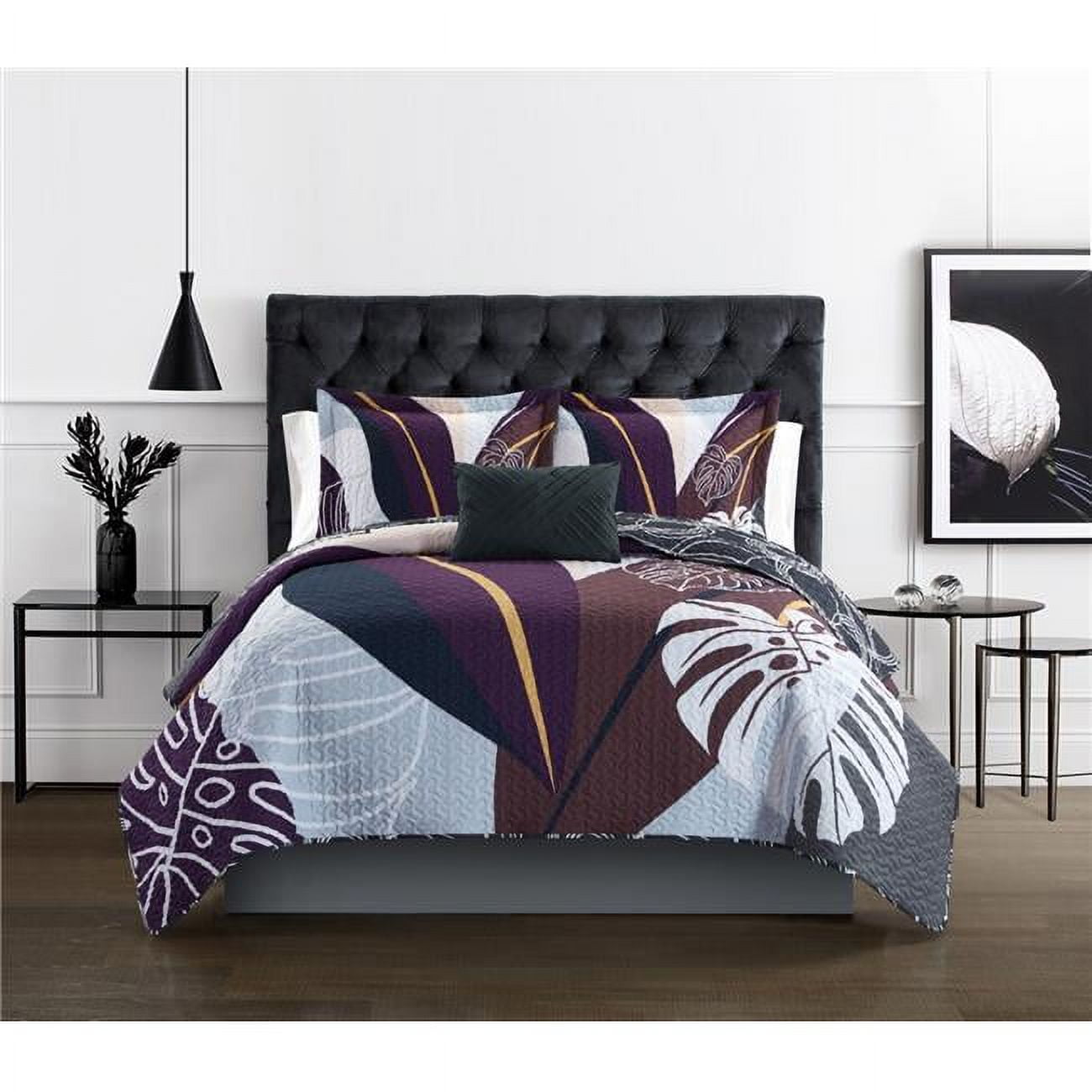Picture of Chic Home BQS16553-BIB-US Alya Quilt Set with Large Scale Abstract Floral Pattern Print King Bed in a Bag - Sheet Set Decorative Pillow Shams&#44; Multi Color - 8 Piece