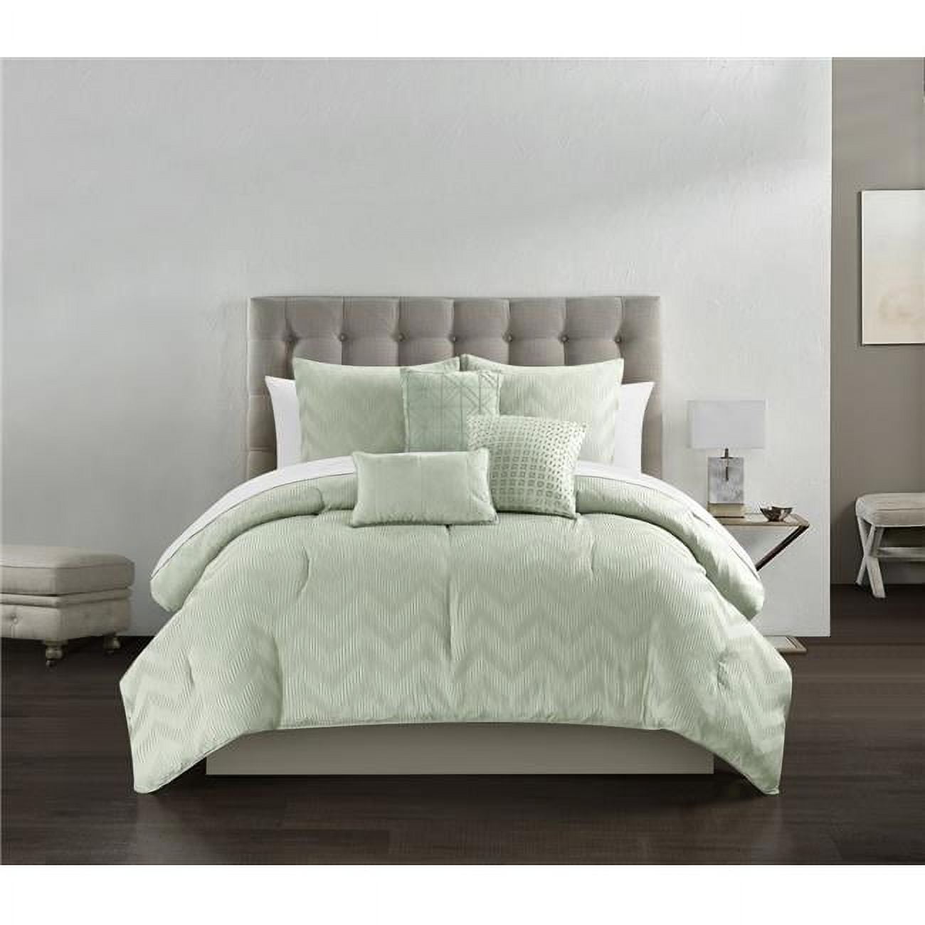 CHIC HOME