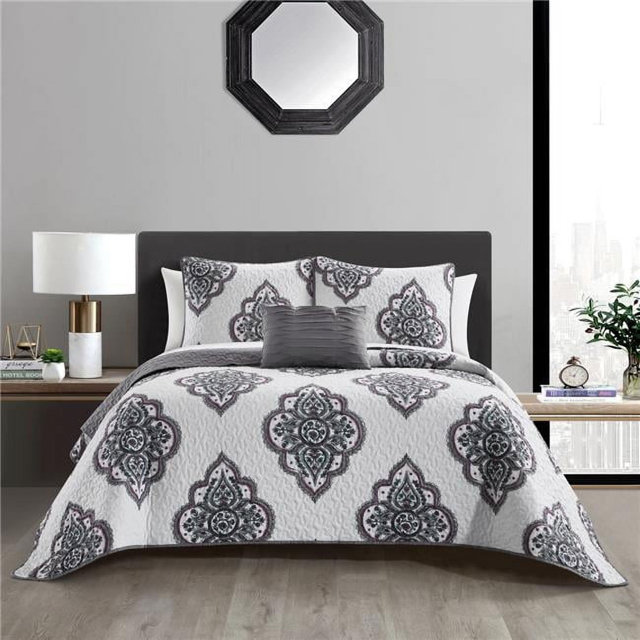 Picture of Chic Home BQS06691-US Bentlee Medallion Embroidered Bedding Cotton Jacquard Quilt Set&#44; Grey - Queen Size - 4 Piece
