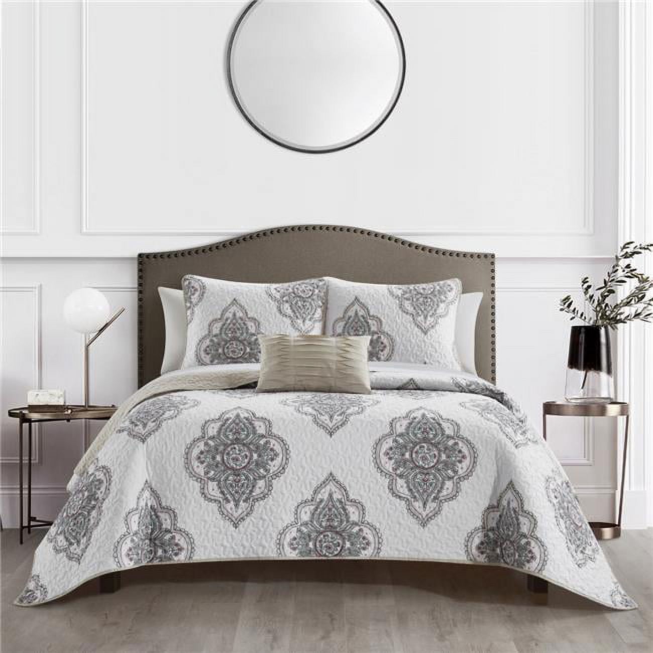 Picture of Chic Home BQS06684-BIB-US Bentlee Medallion Embroidered Bedding Cotton Jacquard Quilt Set&#44; Beige - Queen Size - 8 Piece