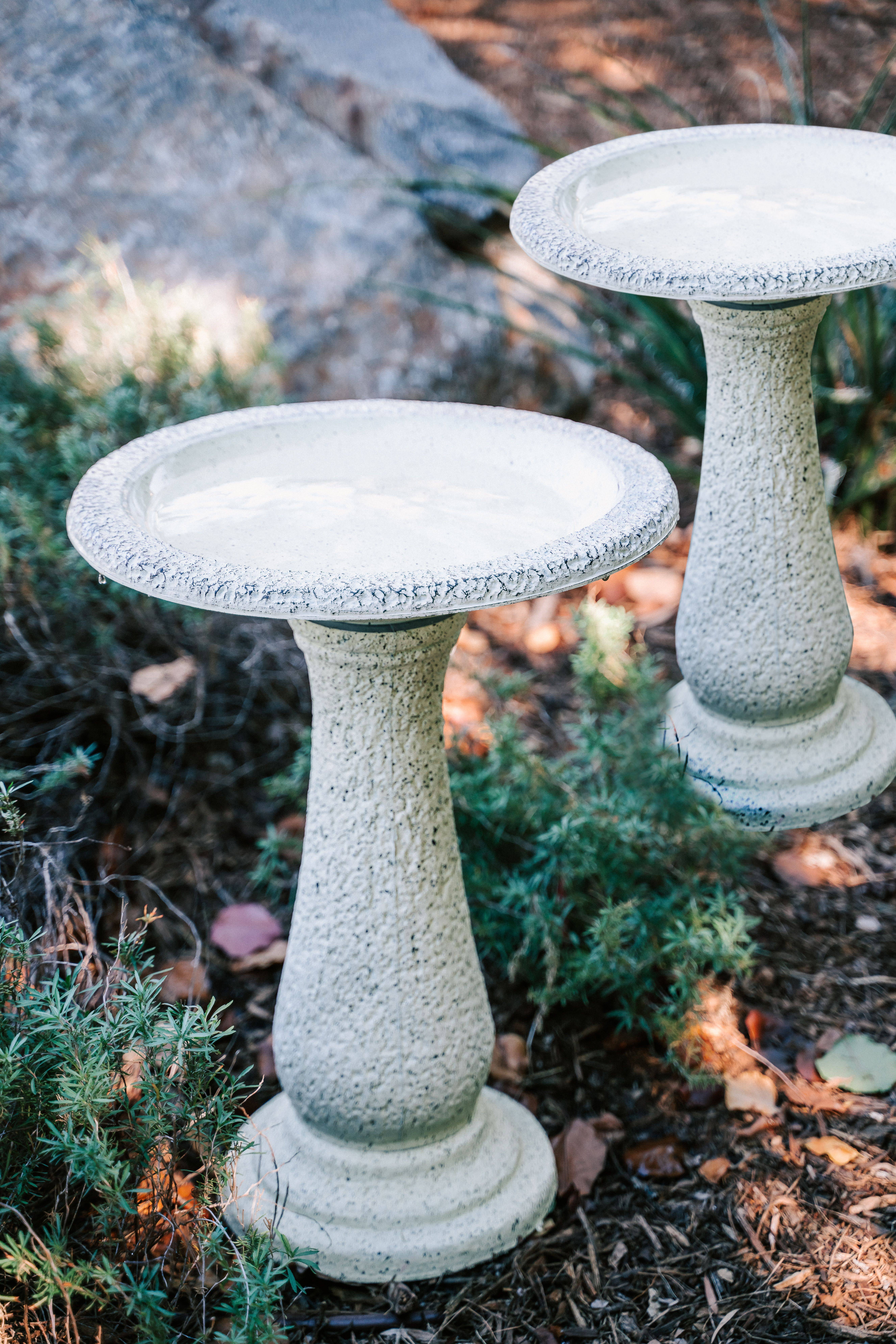 Picture of XBrand GE2418BBYE-2 23.6 in. Tall Bird Baths with Round Pedestal & Base - Yellow - Set of 2