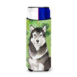 Picture of Carolines Treasures CK1798MUK Shamrocks Alaskan Malamute Michelob Ultra Hugger for Slim Cans
