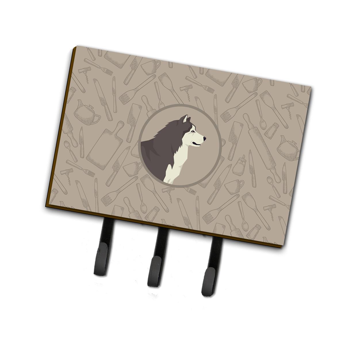 Alaskan Malamute in the Kitchen Leash or Key Holder