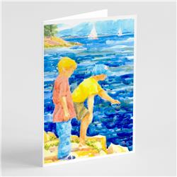 Picture of Carolines Treasures 6008GCA7P The Boys At the Water Greeting Cards & Envelopes - Pack of 8