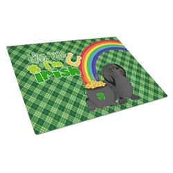 WDK4870LCB 15 x 12 in. Black Pekingese Saint Patricks Day Glass Cutting Board - Large