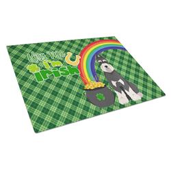 WDK4892LCB 15 x 12 in. Black & Silver Schnauzer Saint Patricks Day Glass Cutting Board - Large