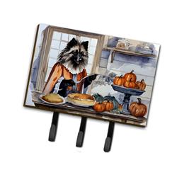9 x 6 in. Unisex Keeshond Fall Kitchen Pumpkins Leash or Key Holder