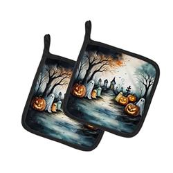 0.3 x 7.5 x 7.5 in. Ghosts Spooky Halloween Pair of Pot Holders