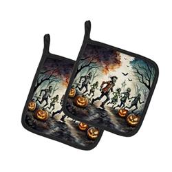 DAC2287PTHD 0.3 x 7.5 x 7.5 in. Zombies Spooky Halloween Pair of Pot Holders