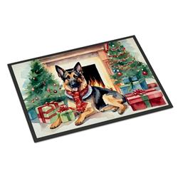 0.15 x 24 x 36 in. German Shepherd Cozy Christmas Doormat