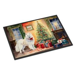 0.15 x 18 x 27 in. Samoyed Cozy Christmas Doormat