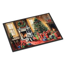 18 x 27 in. Keeshond Cozy Christmas Doormat