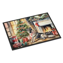 18 x 27 in. Norwegian Elkhound Cozy Christmas Doormat