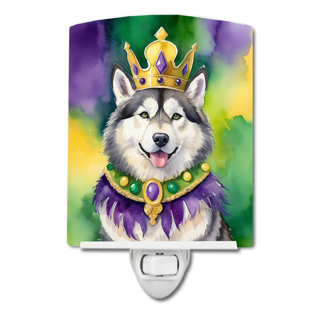 6 x 4 in. Alaskan Malamute King of Mardi Gras Ceramic Night Light