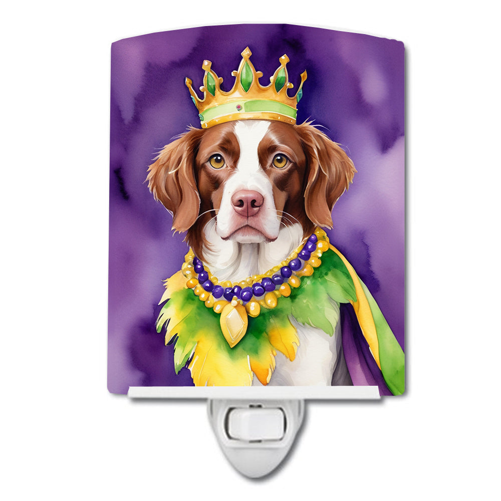 DAC4756CNL 6 x 4 in. Brittany Spaniel King of Mardi Gras Ceramic Night Light