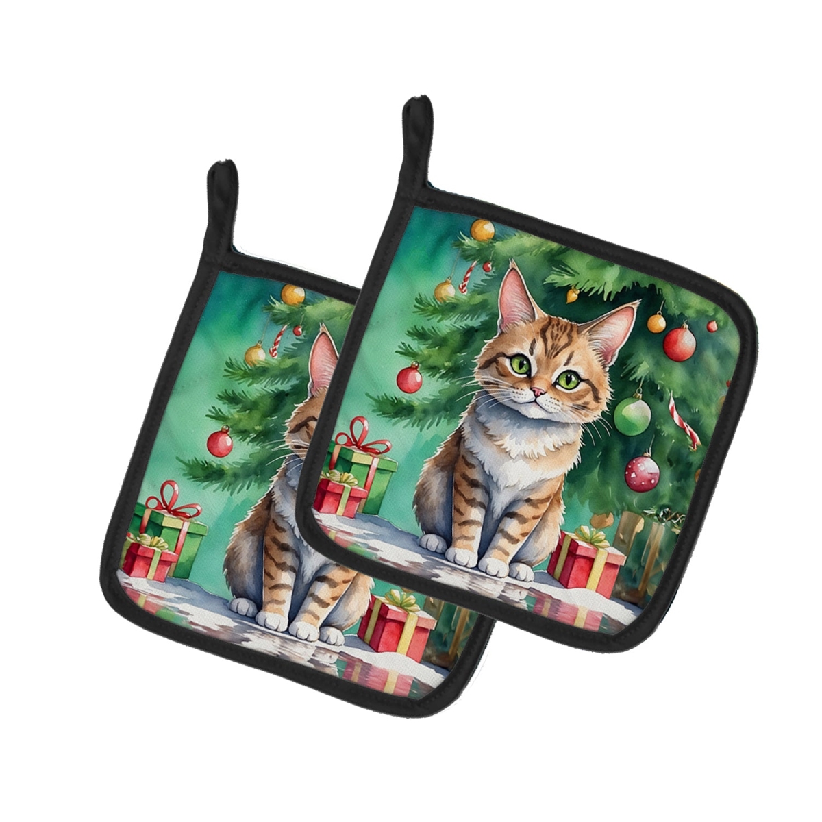 DAC7245PTHD 7.5 x 7.5 in. Pixie Bob Cat by the Christmas Tree Pot Holders - Set of 2