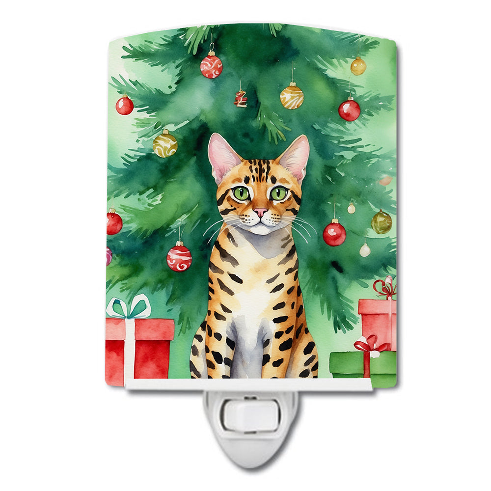 DAC7197CNL 6 x 4 in. Bengal Cat by the Christmas Tree Ceramic Night Light