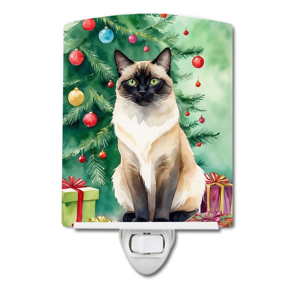 DAC7198CNL 6 x 4 in. Birman Cat by the Christmas Tree Ceramic Night Light