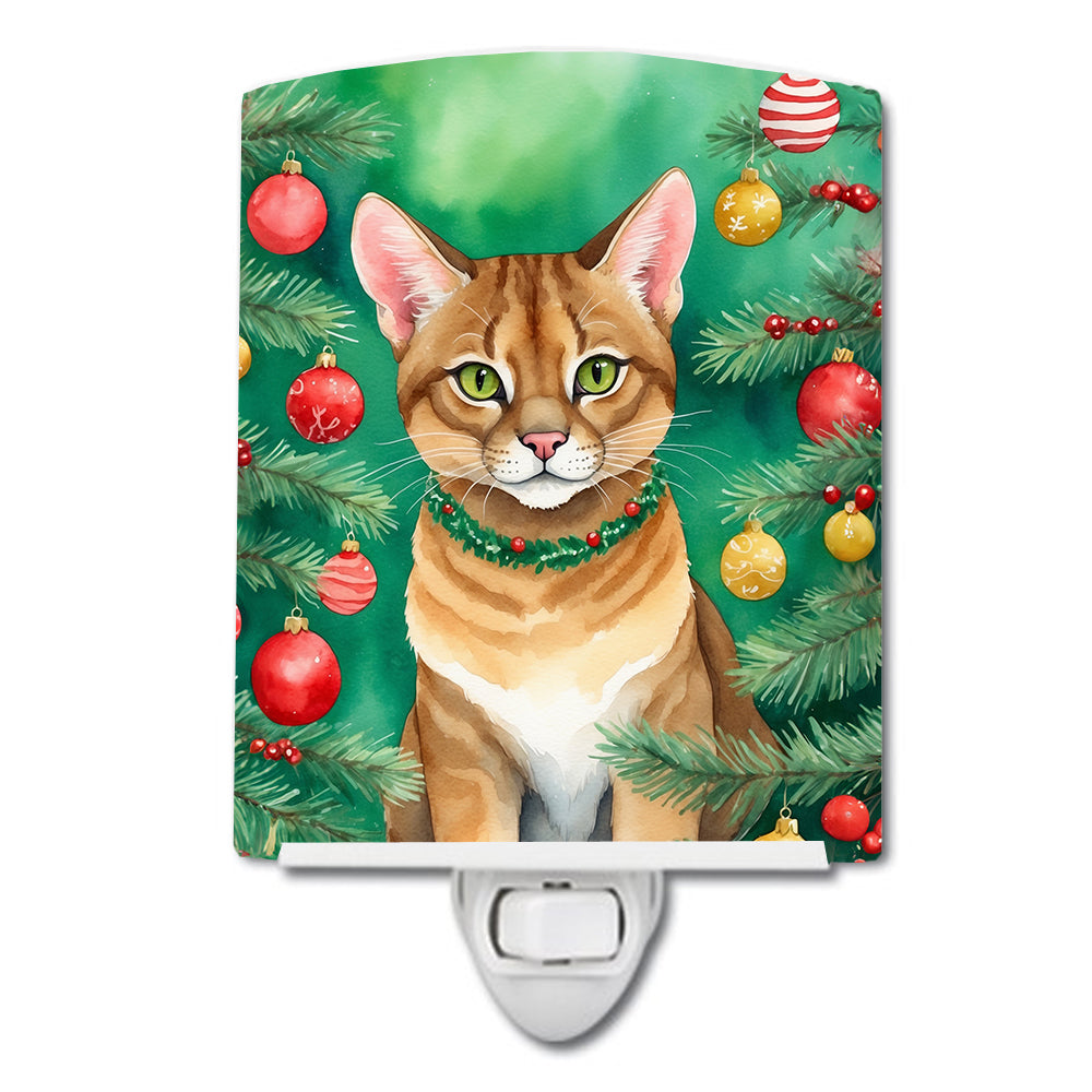 DAC7204CNL 6 x 4 in. Chausie Cat by the Christmas Tree Ceramic Night Light
