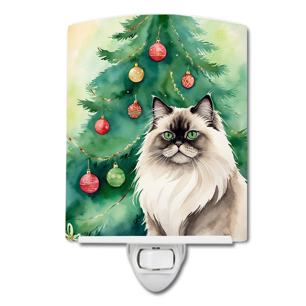 DAC7206CNL 6 x 4 in. Colorpoint Longhair Cat by the Christmas Tree Ceramic Night Light
