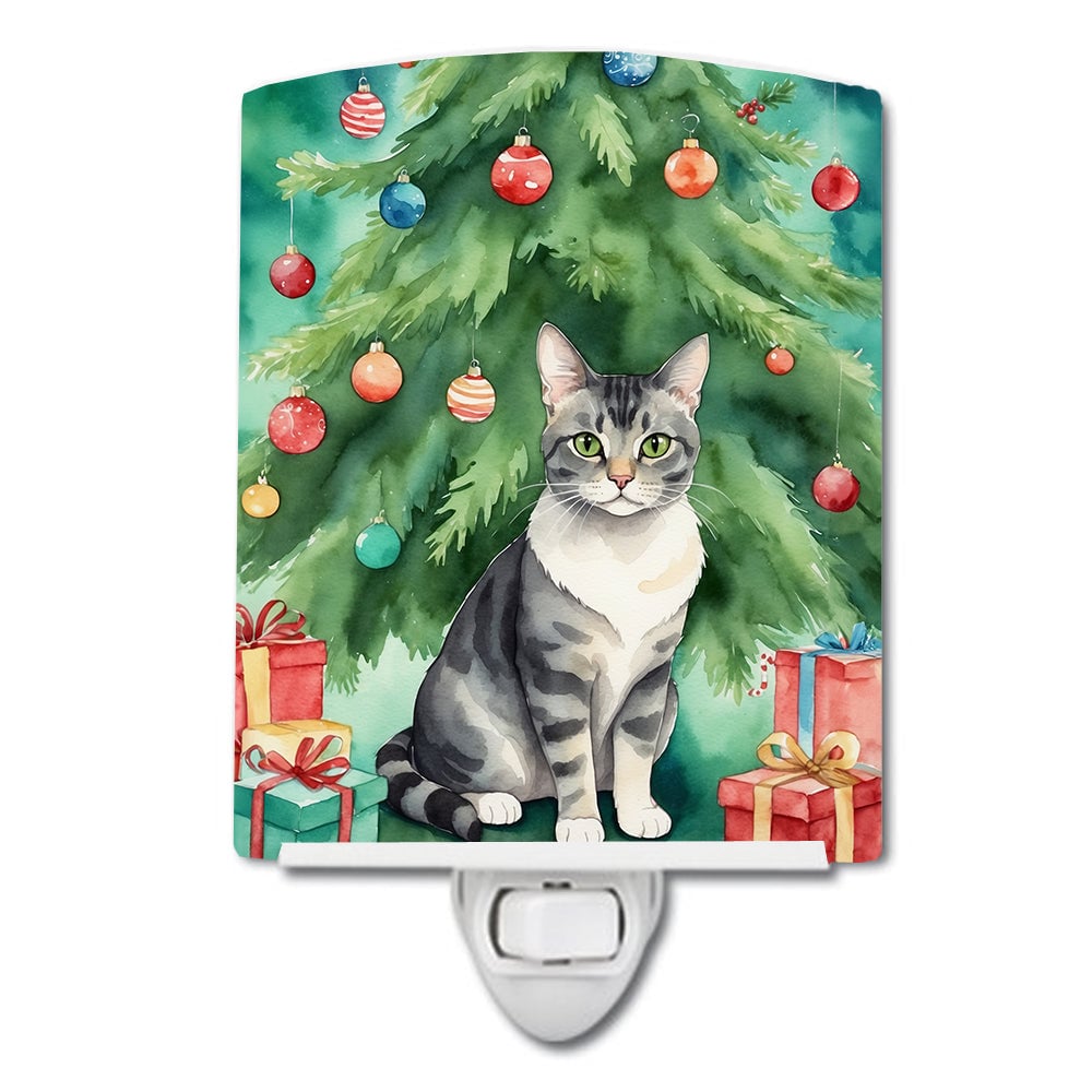 DAC7218CNL 6 x 4 in. German Rex Cat by the Christmas Tree Ceramic Night Light