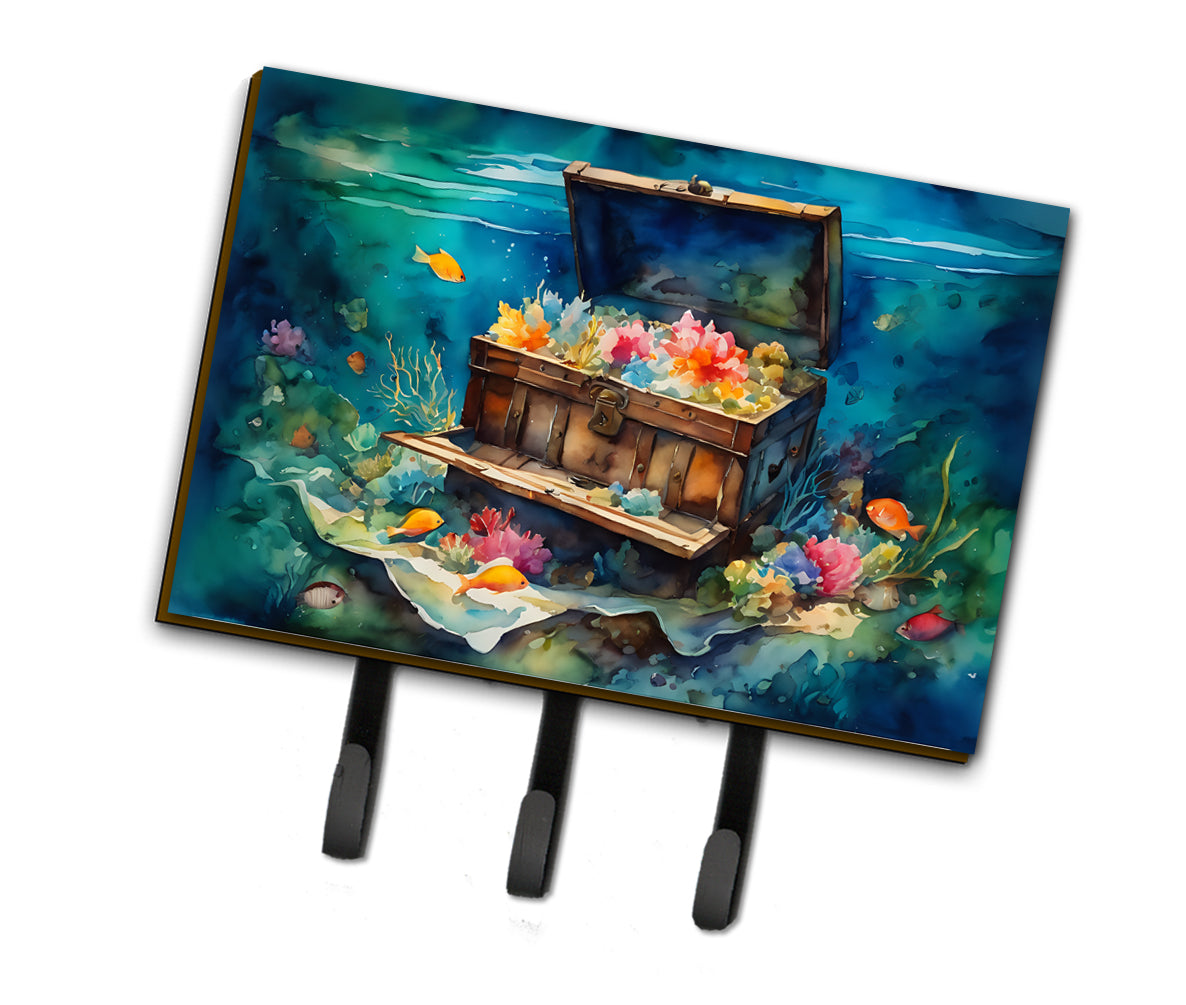 DAC2838TH68 9 x 6 in. Treasure Chest Leash or Key Holder
