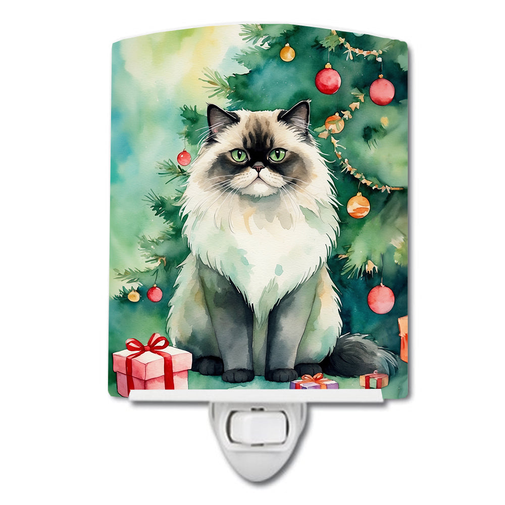 DAC7221CNL 6 x 4 in. Himalayan Cat by the Christmas Tree Ceramic Night Light