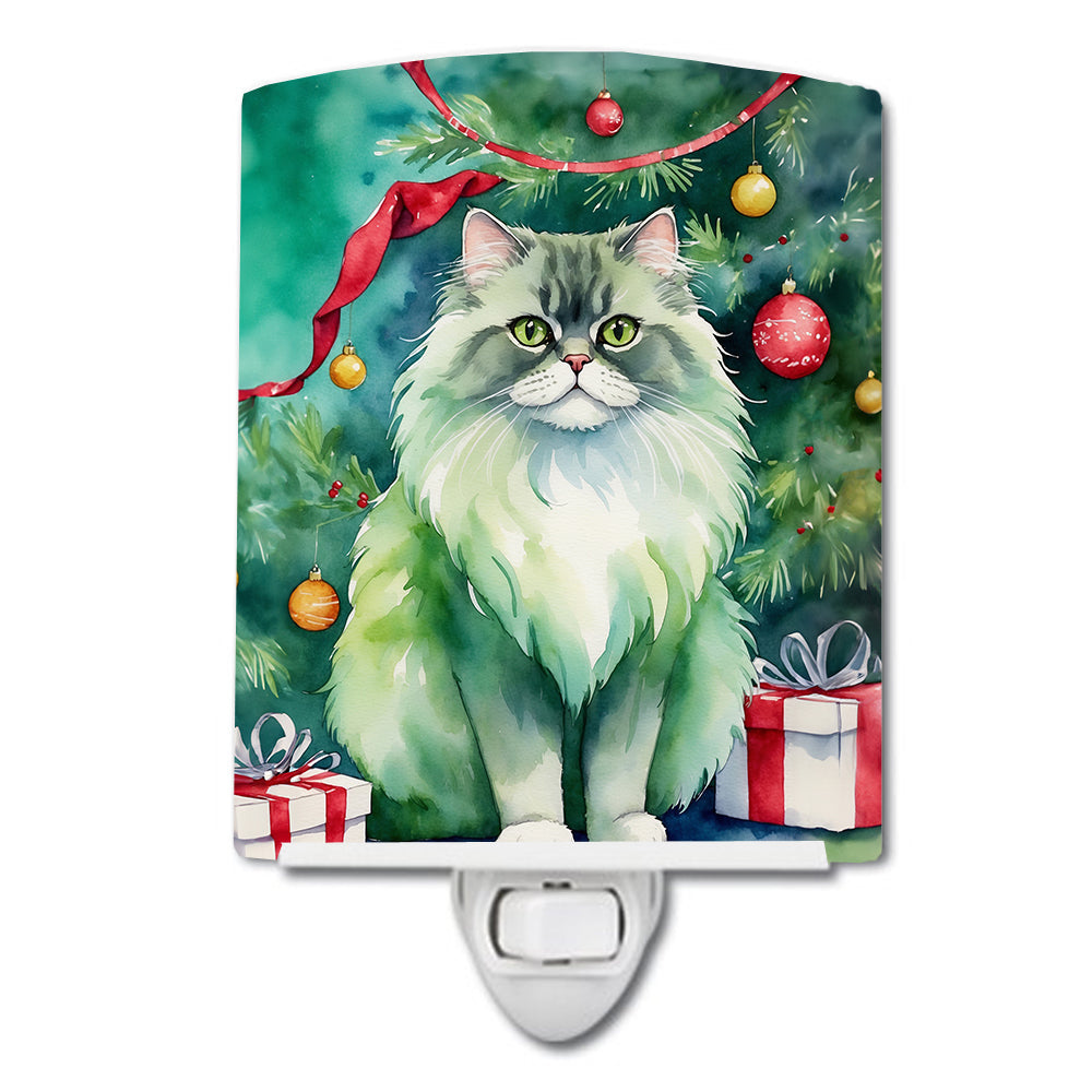 DAC7243CNL 6 x 4 in. Persian Cat by the Christmas Tree Ceramic Night Light