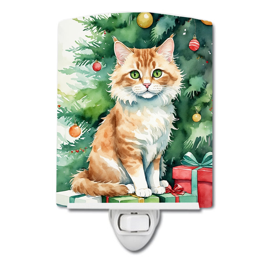DAC7258CNL 6 x 4 in. Skookum Cat by the Christmas Tree Ceramic Night Light