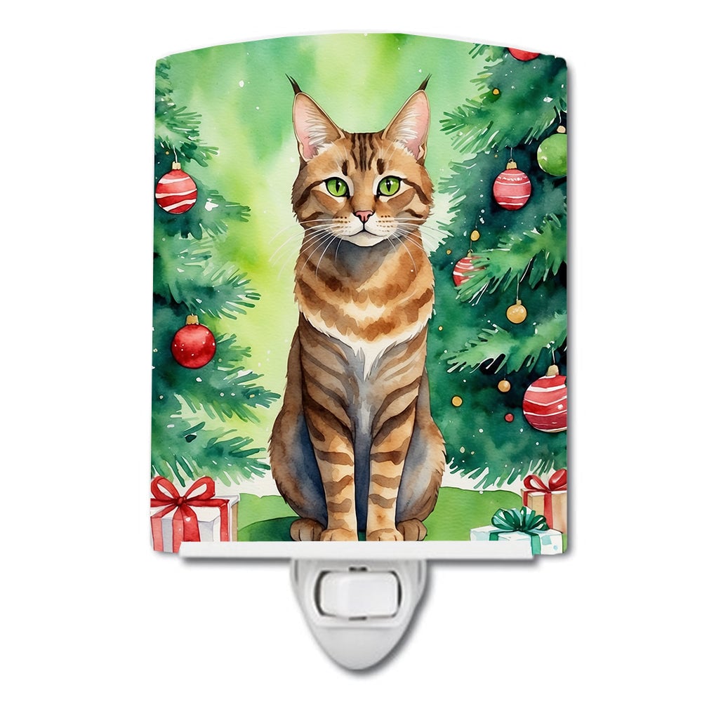 DAC7260CNL 6 x 4 in. Sokoke Cat by the Christmas Tree Ceramic Night Light