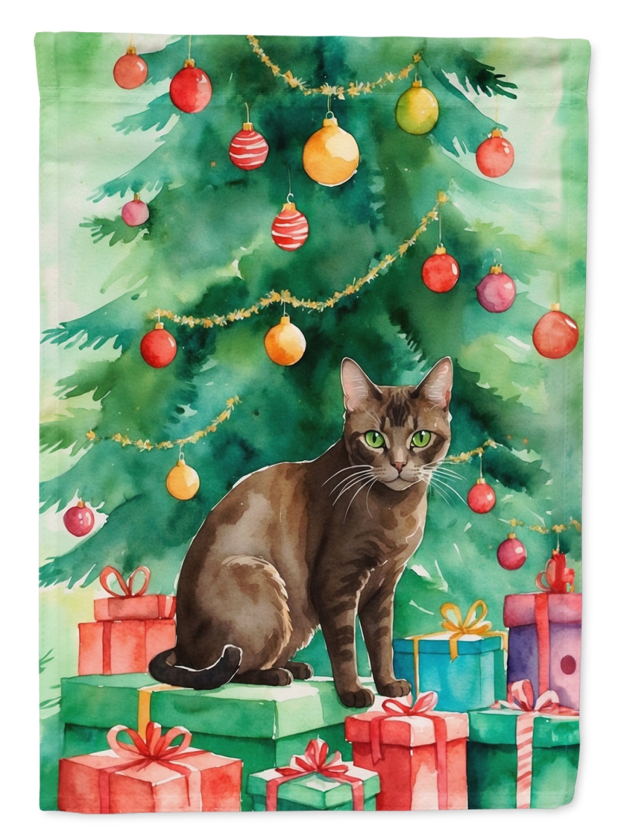 DAC7219GF 15.5 x 11.25 in. Havana Brown Cat by the Christmas Tree Garden Flag
