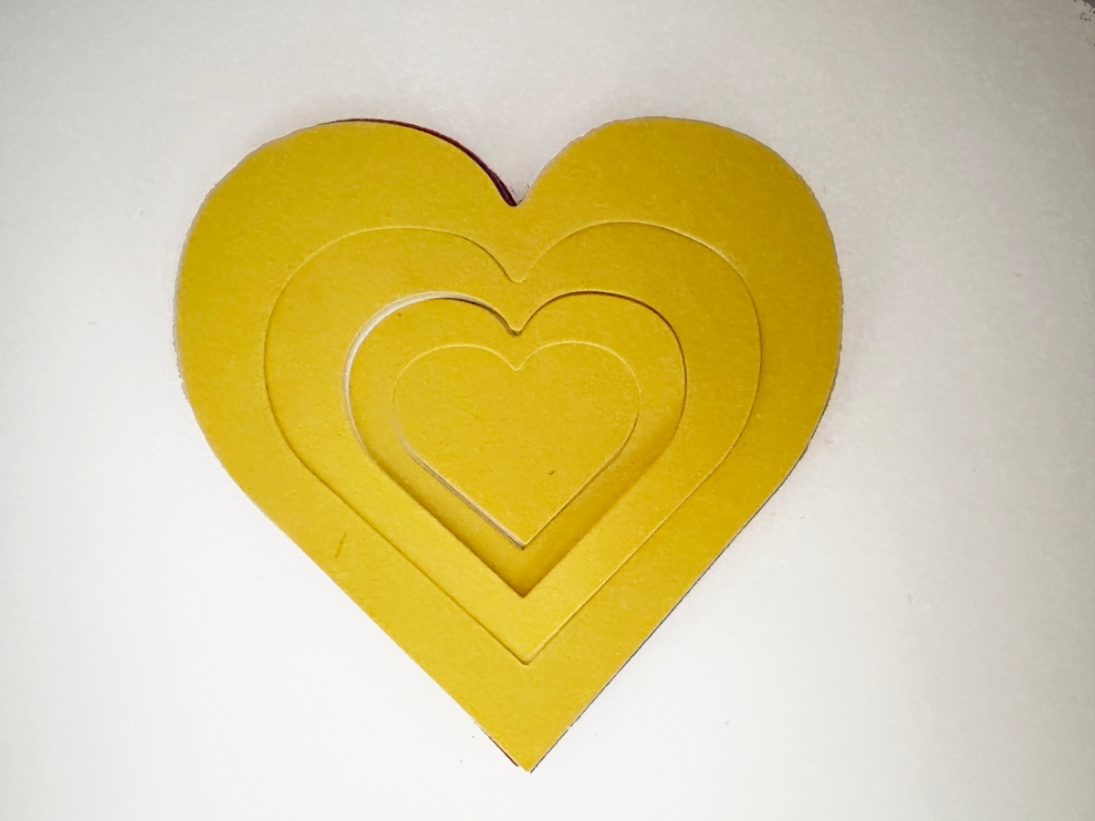 SE-8214 5.5 x 5.5 in. Growing Heart Cut-Out, Assorted Color - Large