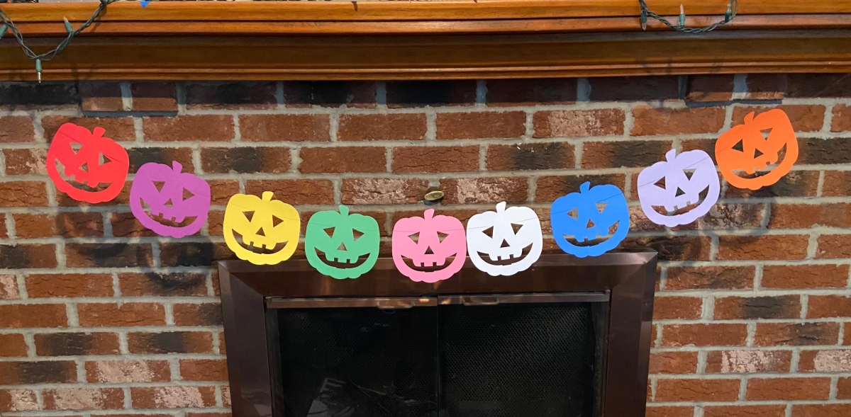 SE-8717 5.5 in. Jack-O-Lantern Creative Cut-Outs, Assorted Color