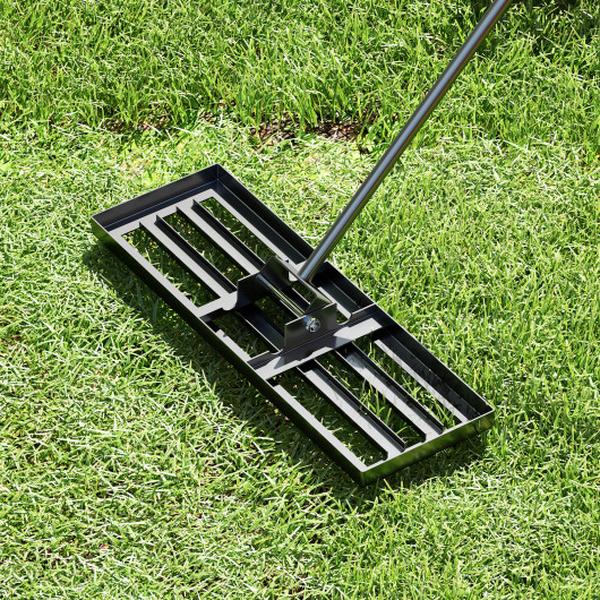 GT4043BK 30 x 10 in. Lawn Leveling Rake with Ergonomic Handle - Black