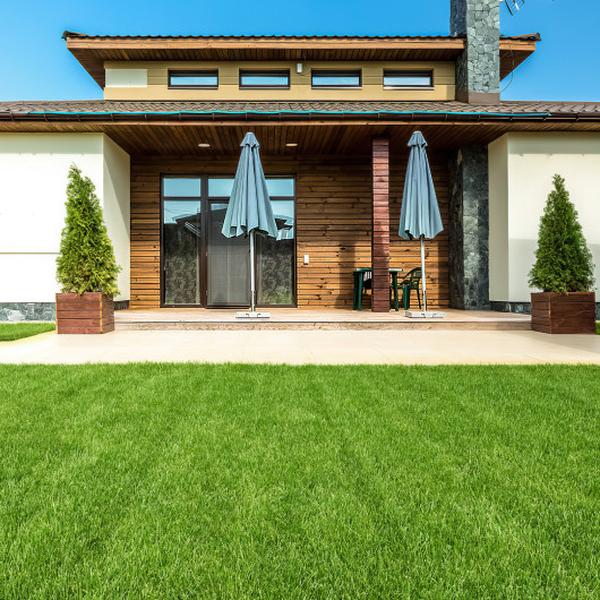 NP12521 Interlocking Artificial Grass Tiles - 30 Piece