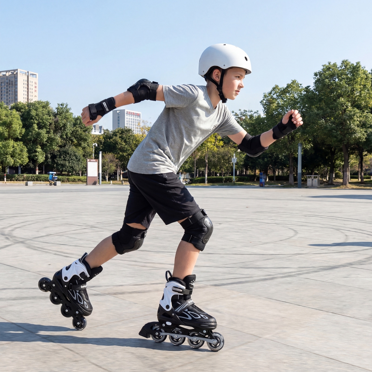 TS10383DK Kids Incline Skates 4 Sizes Adjustable Blade Roller - Black