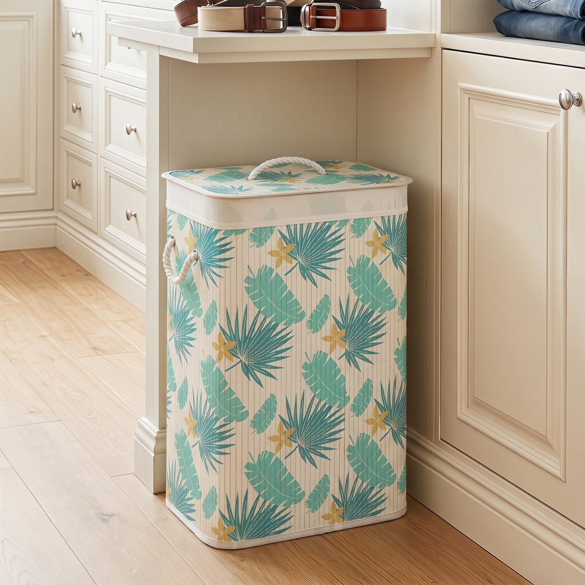 JZ10542CL 19 gal Bamboo Clothes Hamper with Removable Liner & Portable Handles - Green