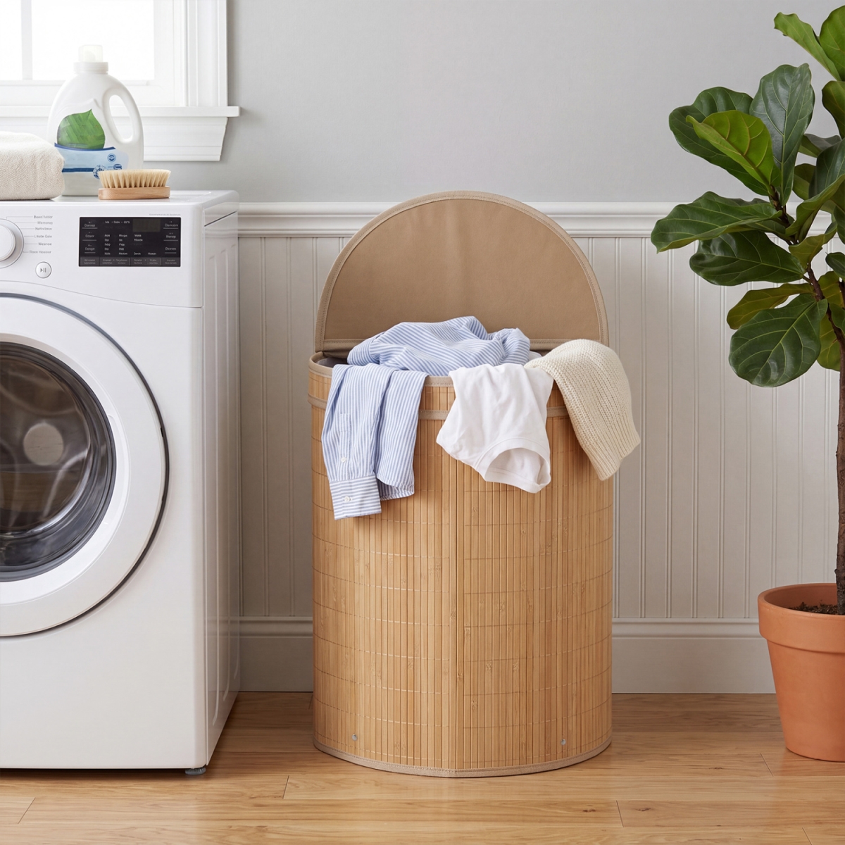 JZ10544NA 19 gal Capacity Bamboo Laundry Hamper with Zippered Lid - Natural